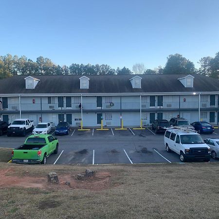 Live In Lodge Snellville Exterior photo